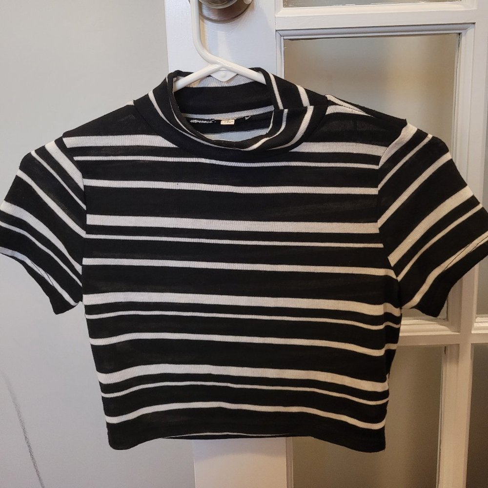 Boutique Half Turtle-Neck Crop Top
